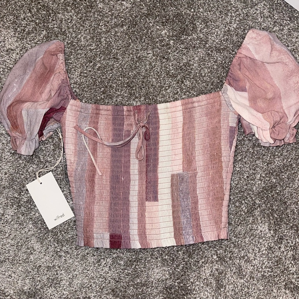 NWT Aritzia top. Size XS